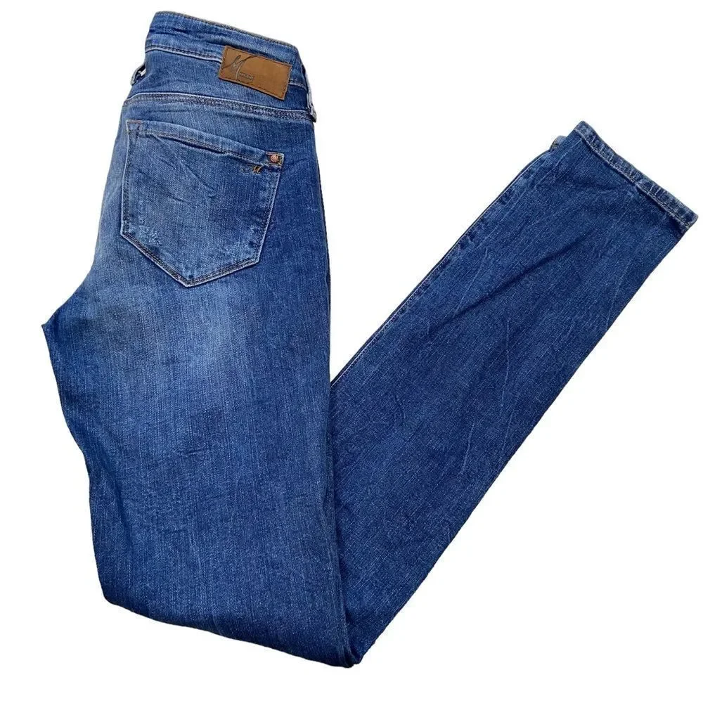 Ladies Mavi Alexa Mid-Rise Skinny‎ Jeans Slightly Distressed Size 27
